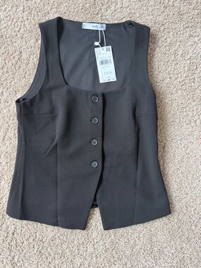 Mango NWT Black Cropped Vest with Button Detail